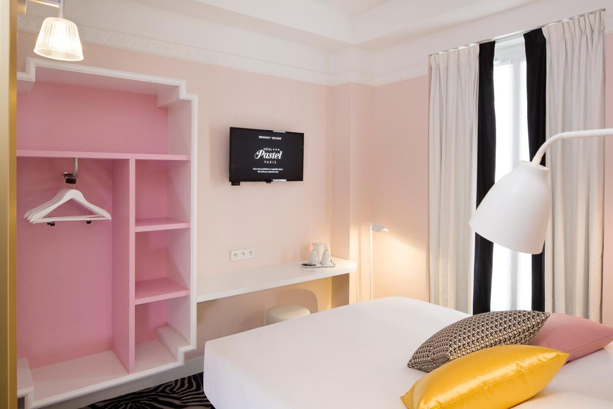 Pastel Hotel Paris