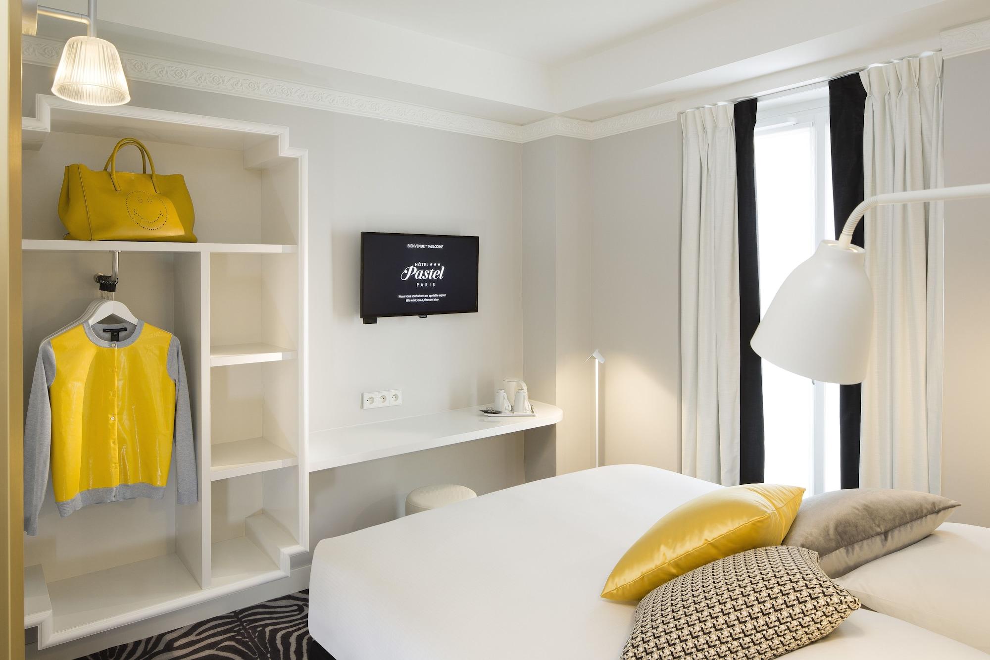 Pastel Hotel Paris