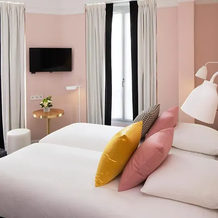 Pastel Hotel