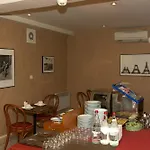 Pastel Hotel 3*